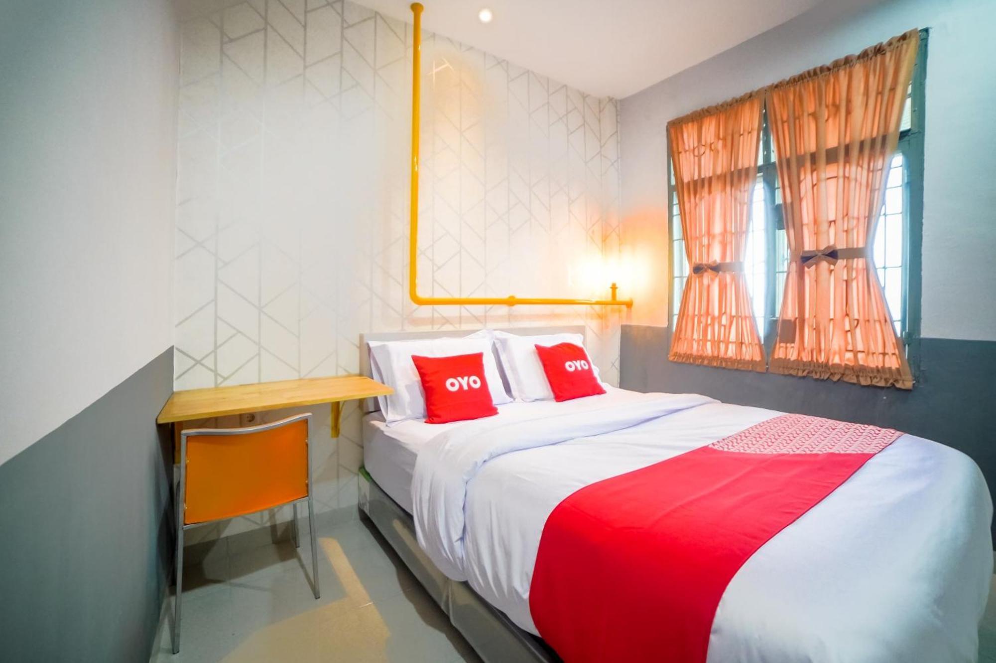 Capital O 90874 Millenium Inn 2 Medan Bagian luar foto