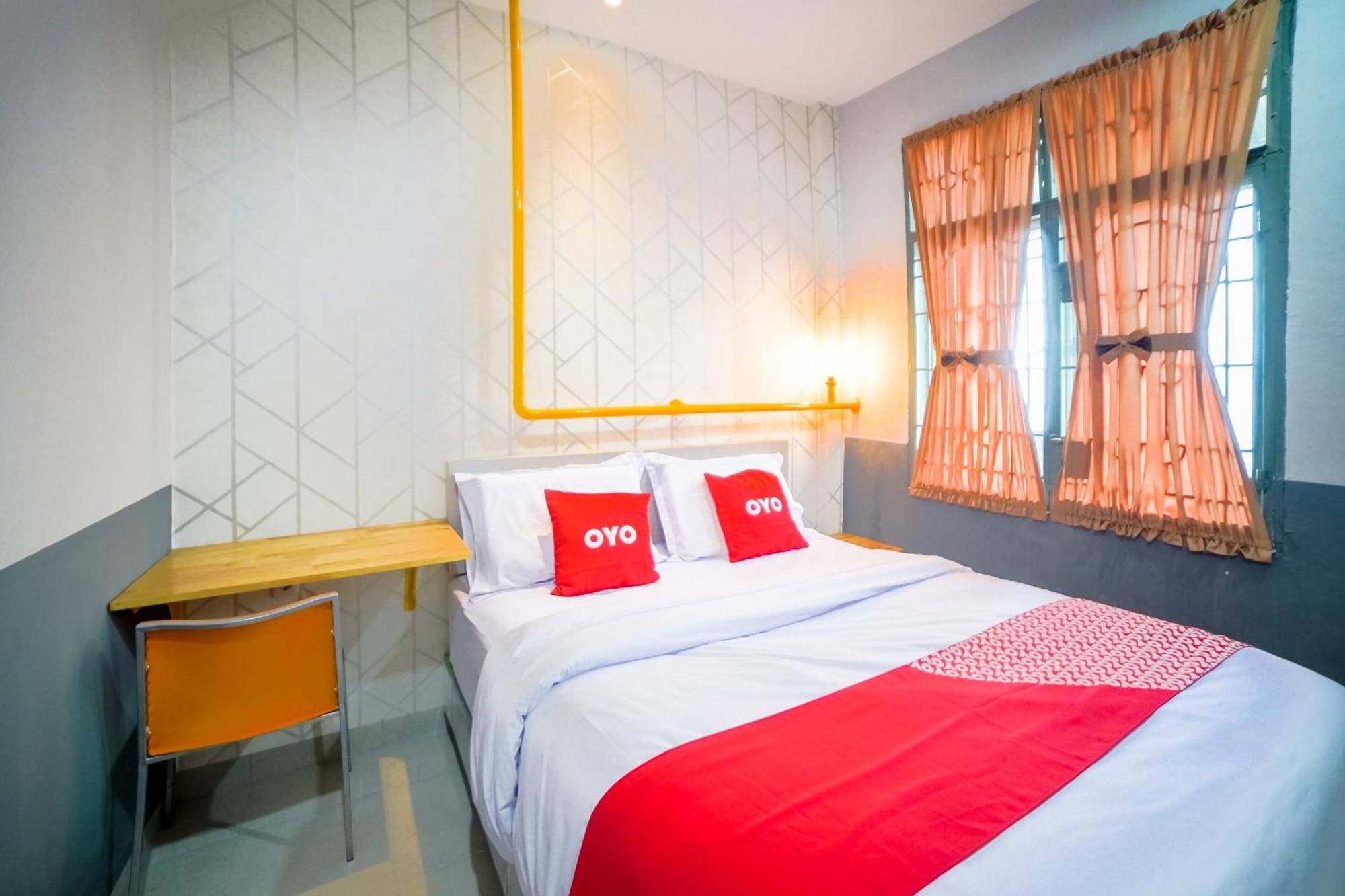 Capital O 90874 Millenium Inn 2 Medan Bagian luar foto