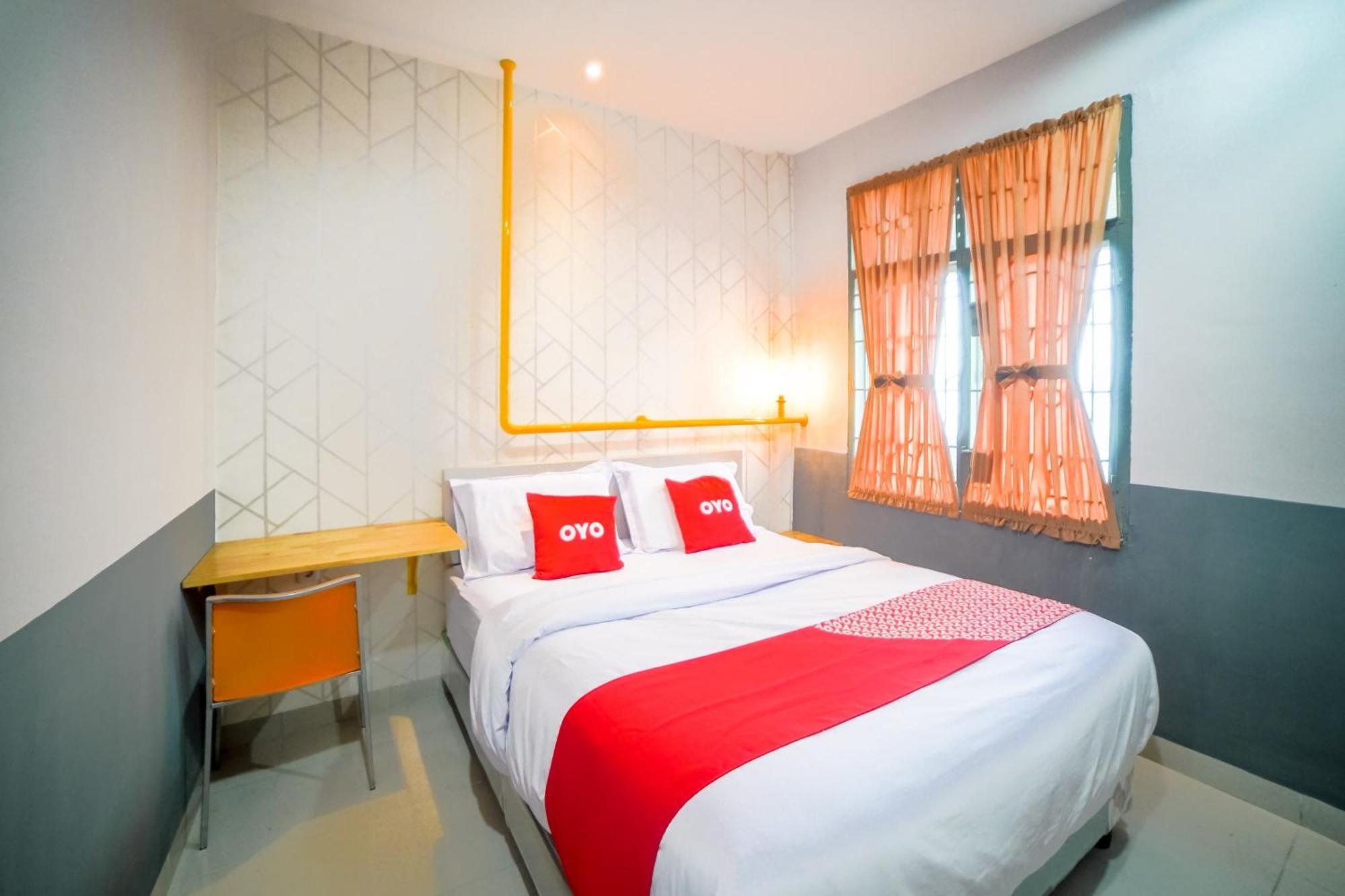 Capital O 90874 Millenium Inn 2 Medan Bagian luar foto